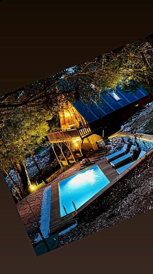 Panurlawoodenhouse Oezel Havuz& Sauna Mavi Dış mekan fotoğraf