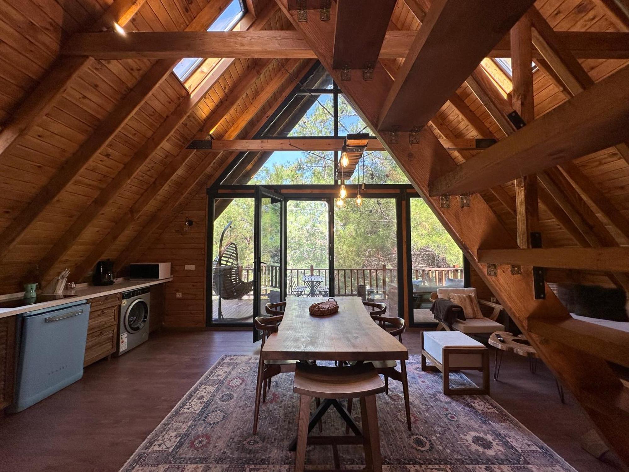 Panurlawoodenhouse Oezel Havuz& Sauna Mavi Dış mekan fotoğraf